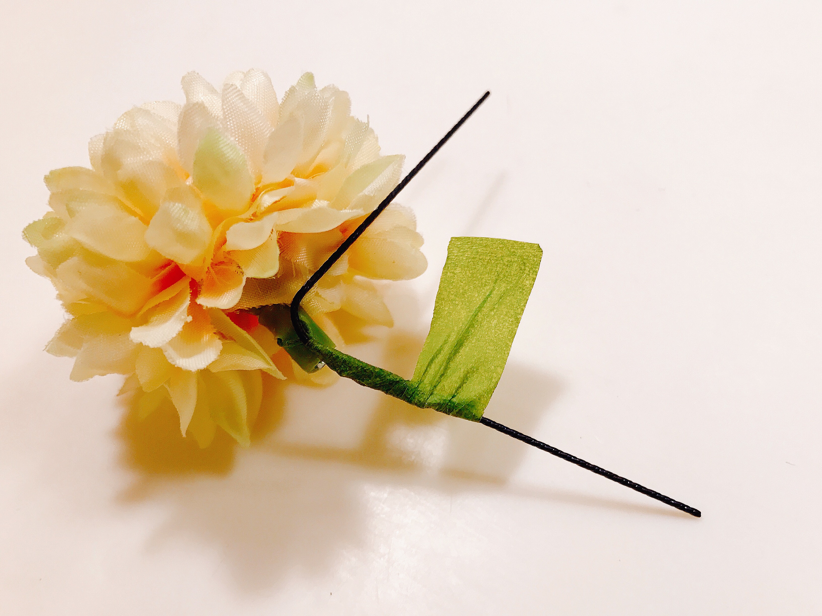 100均素材で出来る 成人式も使えるお花の髪飾り Carriere Ailes